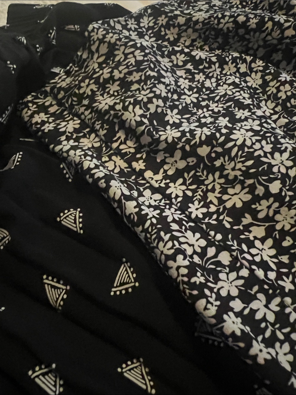 Free Kisses Black Maxi Skirt with White Geometric Print - Picture 3 of 3